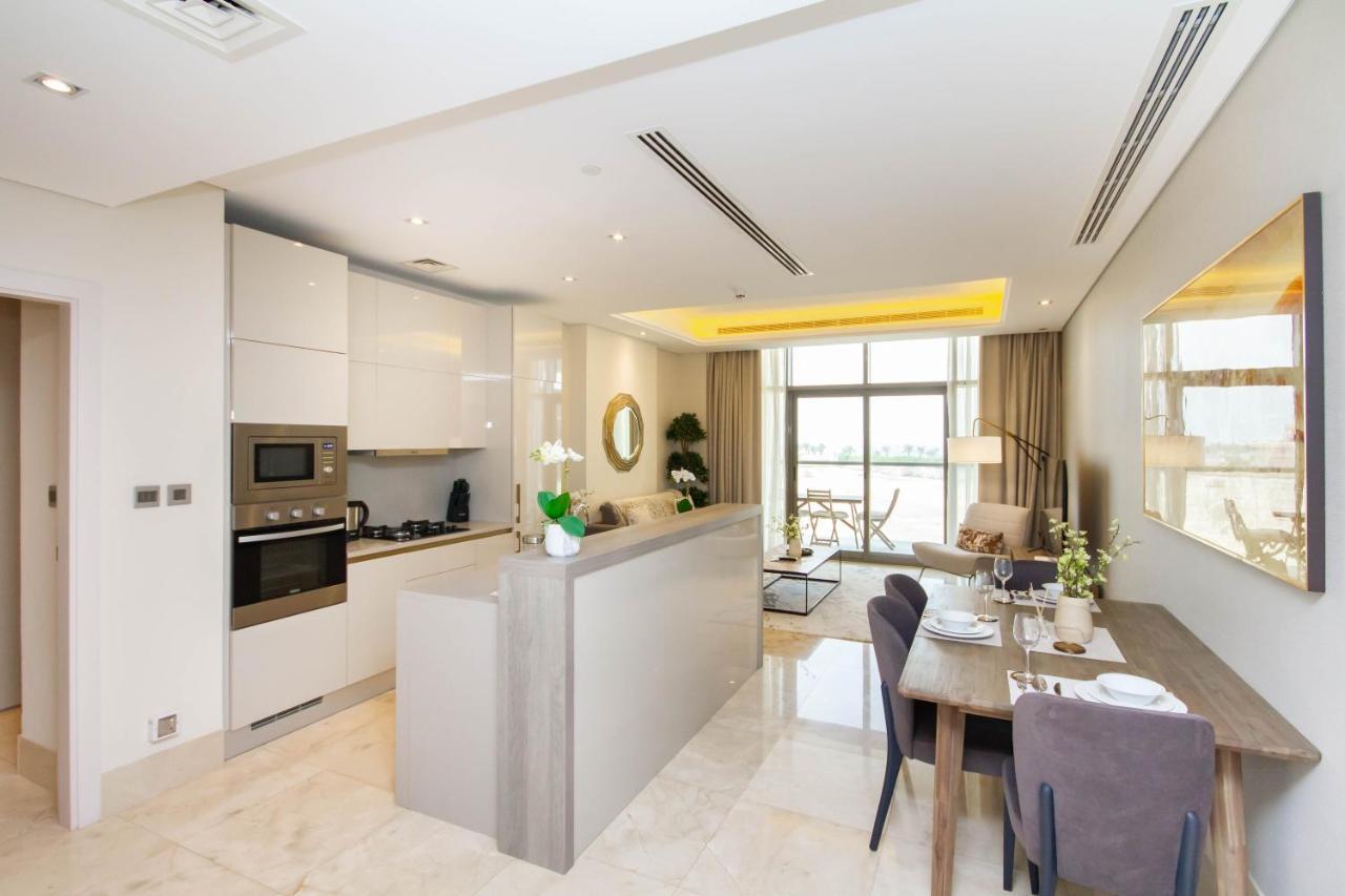 Bespoke Holiday Homes - Palm Jumeirah- 2 Bedroom Sea View With Pool & Beach Access, The 8 Dubai Exterior photo