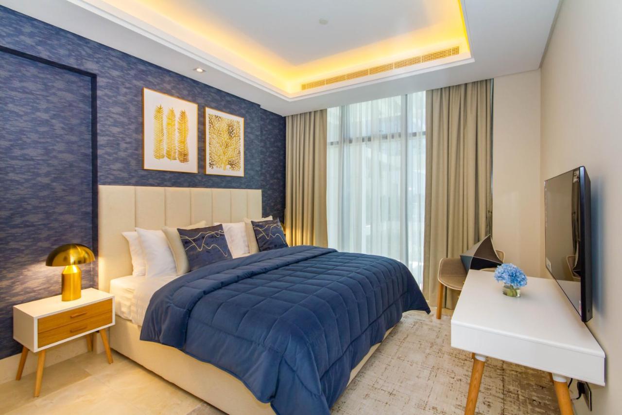 Bespoke Holiday Homes - Palm Jumeirah- 2 Bedroom Sea View With Pool & Beach Access, The 8 Dubai Exterior photo